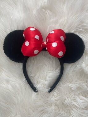 Disney Parks Minnie Mouse Ears Plush Black Red Bow Headband